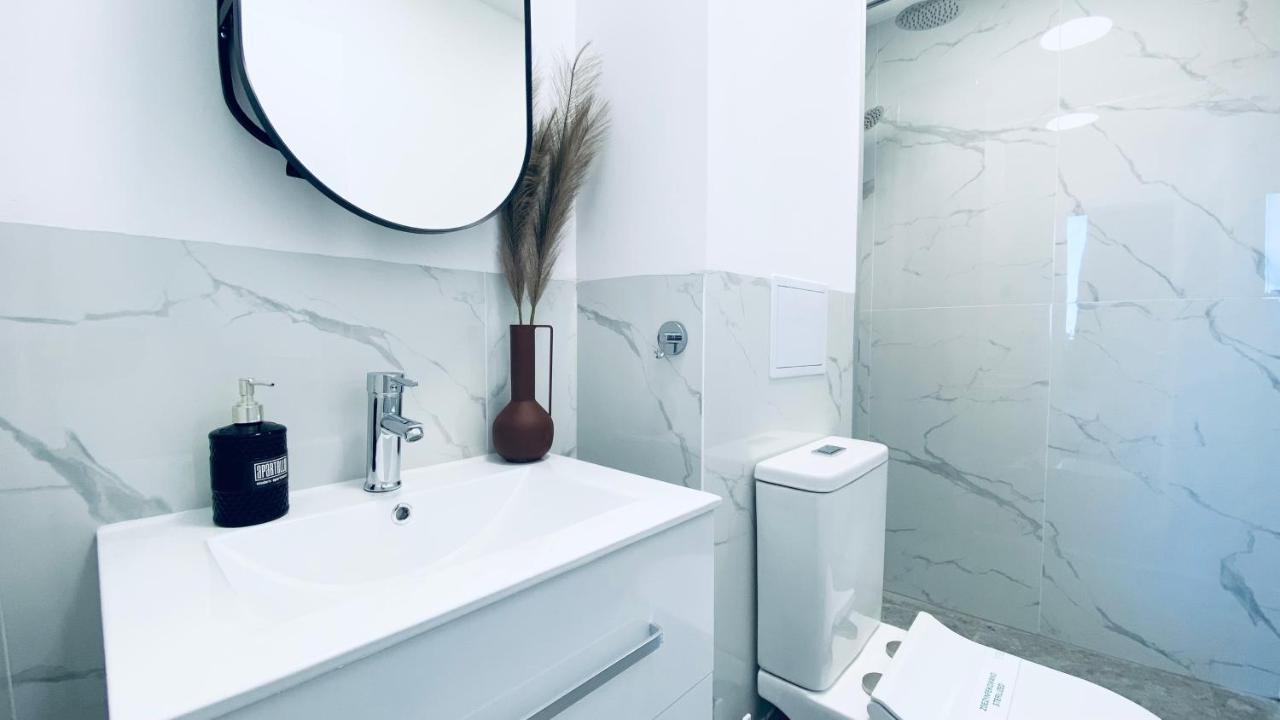 Apartello Modern Apartment - Garden Of Eden Szveti Vlasz Kültér fotó